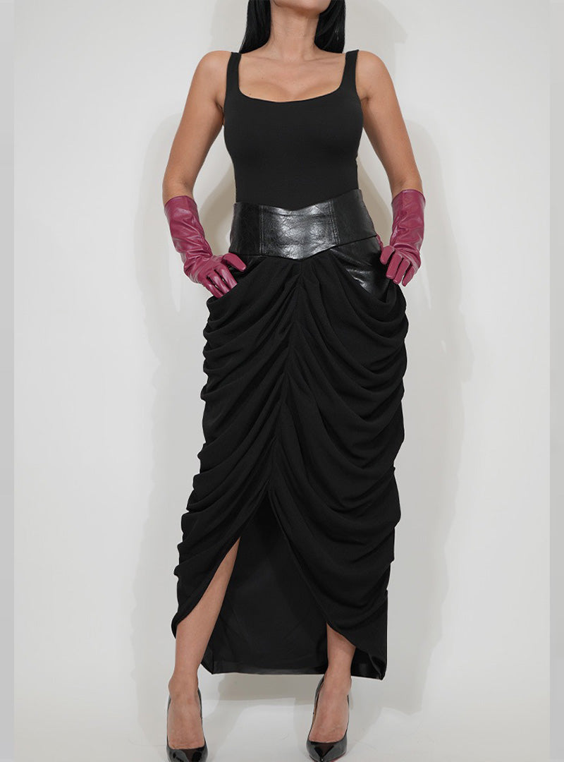 PlayFair Skirt-Black